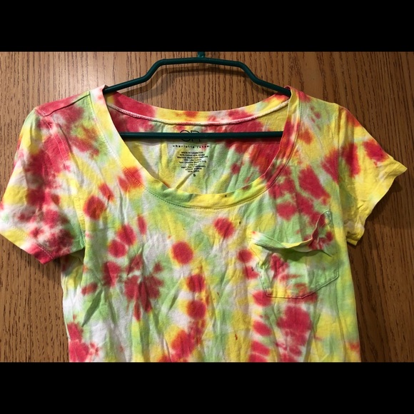 🔴 Charlotte Russe Tie Dye T-Shirt Top Sz S EUC - Picture 2 of 5